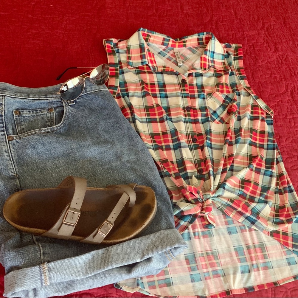 ✅Flannel Tie at the bottom Blouse